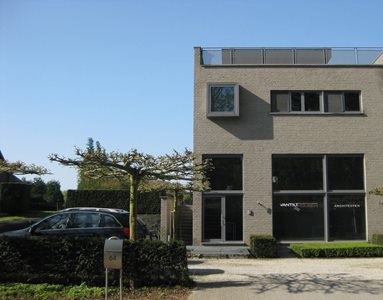 <h2>Wellen</h2>
<p>Woning met kantoor</p>