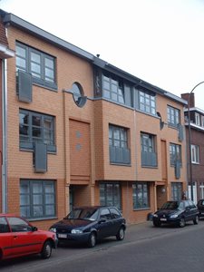 <h2>Hasselt</h2>
<p>Integratie van appartementen tussen rijwoningen Appartementen met hoog akoestisch comfort (testcase akoestische metingen KU Leuven en WTCB)</p>