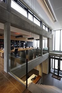 <h2>Wellen</h2>
<p>Interieur kantoorgebouw</p>
<p>Gebouw uitgerust met innovatieve klimatisatie (testcase KU Leuven)</p>